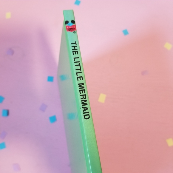 1993 Vintage Disney The Little Mermaid Book - Picture 3 of 6